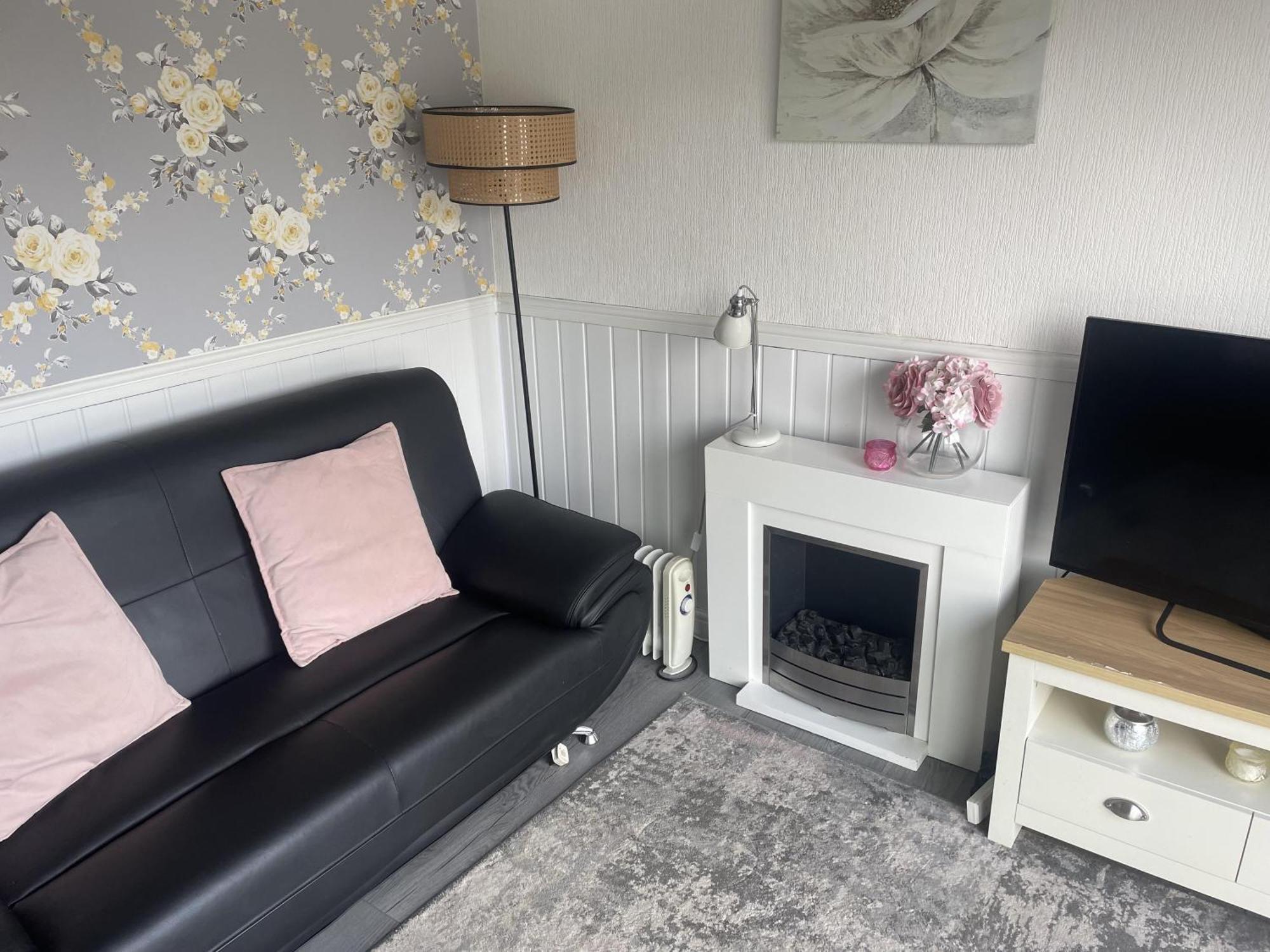 Charming Chalet Nestled In Heart Of Clarach Bay Aberystwyth Exteriör bild