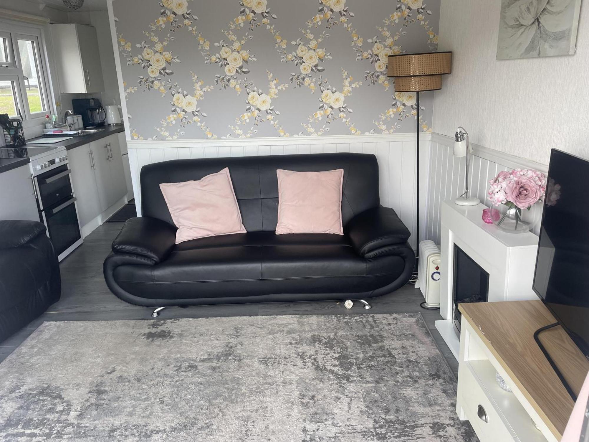 Charming Chalet Nestled In Heart Of Clarach Bay Aberystwyth Exteriör bild